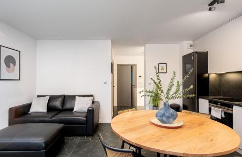 Biezanow - Prokocim Apartment | Apartments Deluxe Cannes 51 by BookingHost