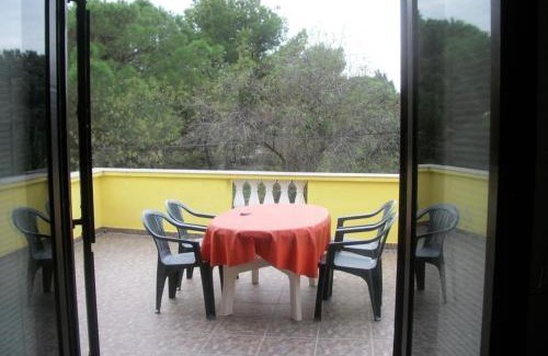 Petrcane Apartment | Apartments Midi