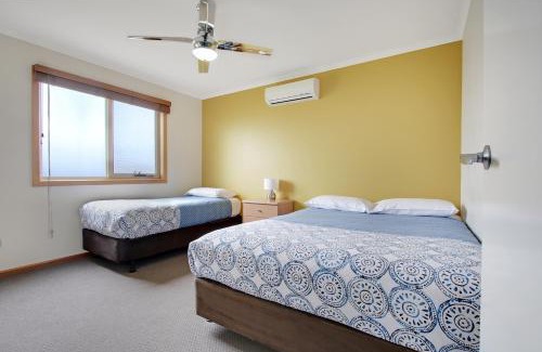 Lakes Entrance House | Apartments on Church - Unit 7