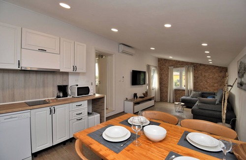 Plomin Apartment | Apartments Plomin (99001-A2) - Plomin