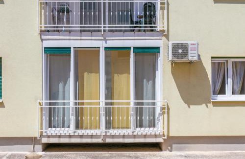 Kastel Stari Apartment | Apartments with a parking space Kastel Stari, Kastela - 17964