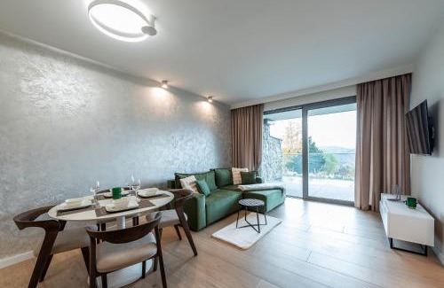 Szklarska Poreba Apartment | Aparts4U - Kras Resort Apartament A103 z prywatnym jacuzzi i widokiem na góry