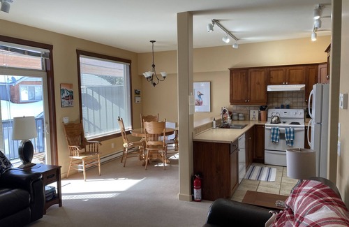 Okanagan-Similkameen Condo | Apex Mountain- Whitehaven Chalet