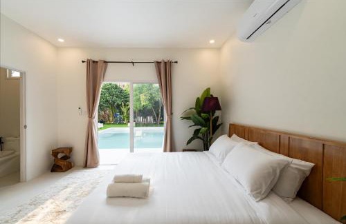 Old City Villa | APHRODITE POOL VILLA - Old City I 7 Bed Rooms I Daily Housekeeping