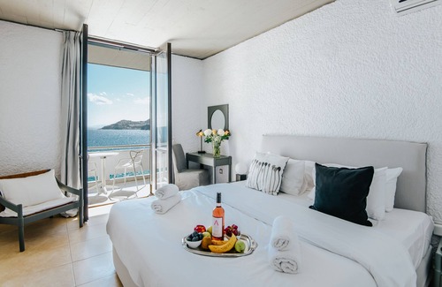 Agia Marina Hotel | Apollo Resort