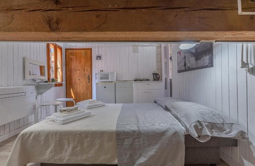 L'antico Ghetto Ebraico Apartment | Aposa Little House