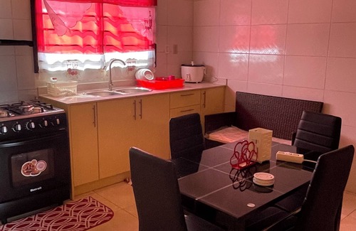 Noord Apartment | App. aan de Kapitein athur Philipsstraat, een rustige, beveiligde omgeving.