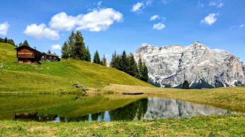 Corvara in Badia Apartment | App Lisüra Cir