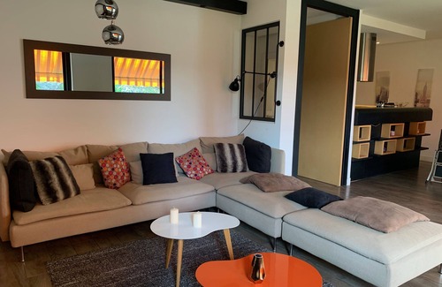 Est Apartment | Appart 10 Minutes of Cours Mirabeau Feet