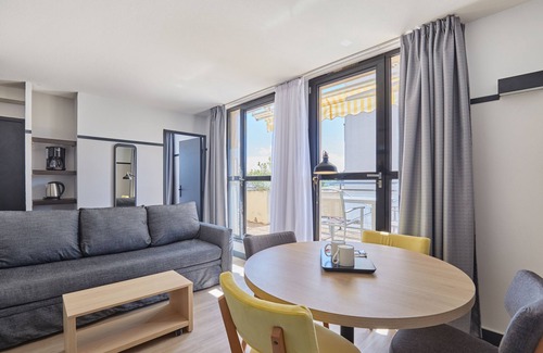 Sud Apartment | Appart Hotel Odalys City Aix en Provence Les Floridianes
