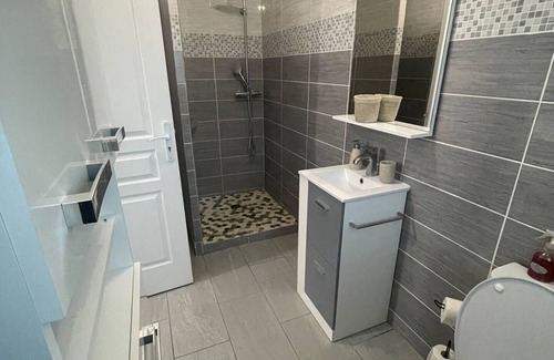 Tremblay-en-France Apartment | Appart T2 Proche Aéroport Roissy