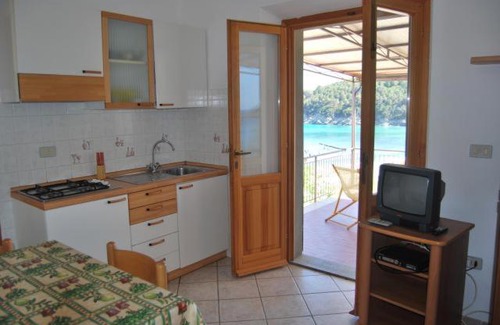 Fetovaia Apartment | Appartamenti Fetovaia Elicriso