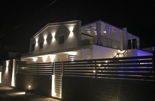Reitani Apartment | Appartamento con piscina Oasi 2