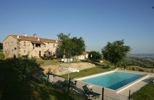 Radicofani Apartment | Appartamento Melograno in casale con piscina - Val d'Orcia