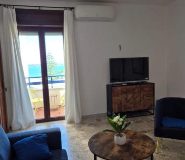 Quartiere XXIV Don Bosco Apartment | Appartamento Sky Apulia con la vista sul mare