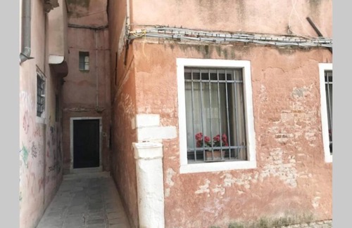 Santa Croce Apartment | Appartamento tipico con corte privata