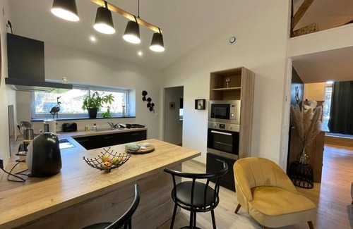 Saint-Sylvestre-sur-Lot Apartment | Appartement Proche de Toutes Commodités