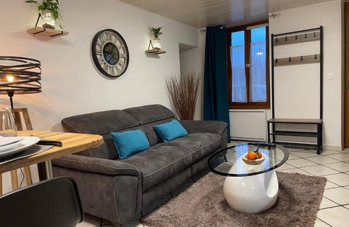 Conflans-Sainte-Honorine Apartment | Appartement coquet « Au bord de l’eau »