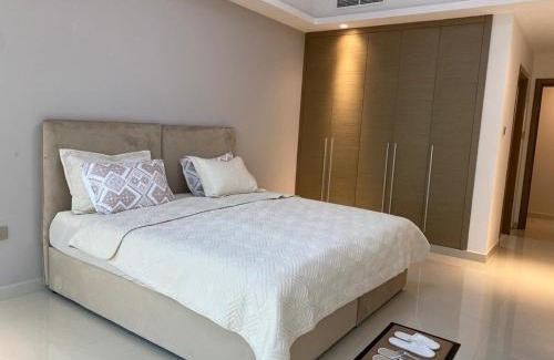 Ajman Apartment | Appartement 1BR de 2024 avec piscine et salle de sport