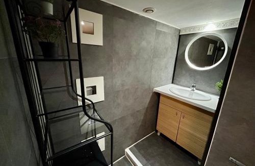 Saint Michel - Mairie Apartment | Appartement 2 chambres - proche Métro à 10min de Bellecour