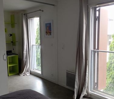 Republique - Les Ponts Apartment | Appartement 2 pièces entre centre ville et machine de l'île