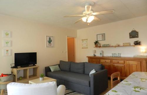 Le Lavandou Apartment | Appartement 2 pièces cabine avec piscine, tennis, proche plage et marché - 4 couchages, Le Lavandou - FR-1-251-802