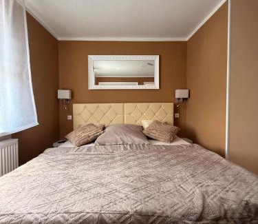 Thiede Apartment | Appartement 2a - Gemütliche Wohnung mit Küchenzeile, Bad und Balkon