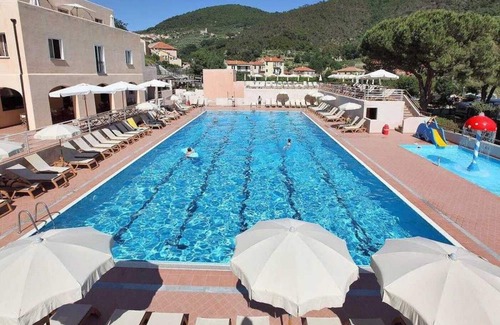 Finale Ligure Apartment | Appartement 3 étoiles - Piscine - ccb0dgh