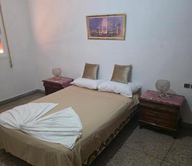 Nador Apartment | Appartement am Meer Strand von Marcheka-Cornich