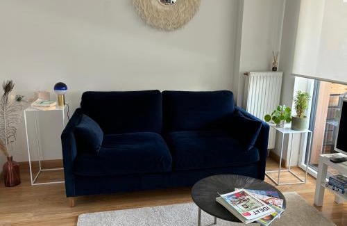 Bourg-l'Eveque Apartment | APPARTEMENT CENTRE VILLE AVEC TERRASSE ET PARKING SECURISE