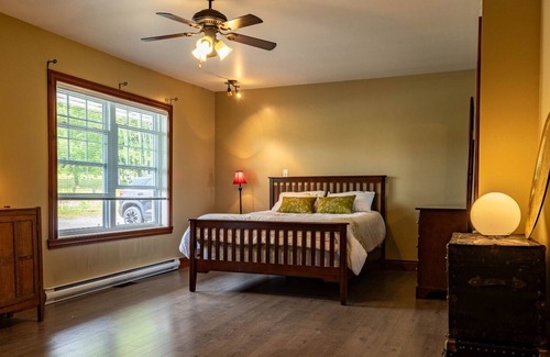 Mont-Carmel Condo | Appartement chaleureux face au Lac St-Pierre près de Kamouraska