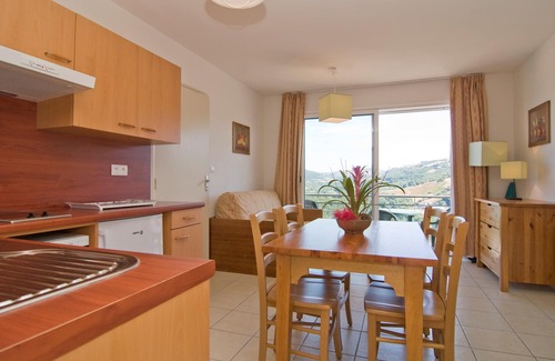 Trebas Condo | Appartement cosy et lumineux avec balcon/terrasse