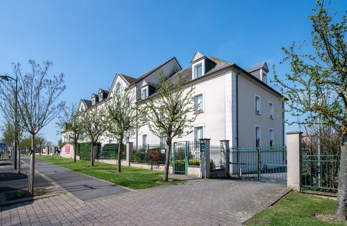 Magny-le-Hongre Apartment | Appartement Crescentia - Welkeys