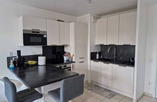 Le Bourget Apartment | Appartement de Standing +parking