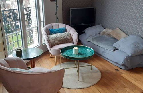 Colombes Apartment | Appartement Cosy,central