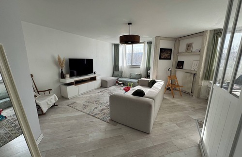 Franconville Apartment | Appartement Lumineux 2 Chambres 6 Couchages à 10 min de la Gare RER