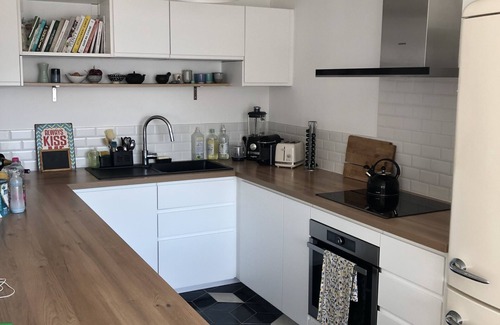 Saint-Vincent-de-Paul Apartment | Appartement Lumineux Entre le Canal St Martin et le Canal de L'ourcq