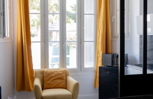 Le Bourget Apartment | Appartement Lumineux-netflix