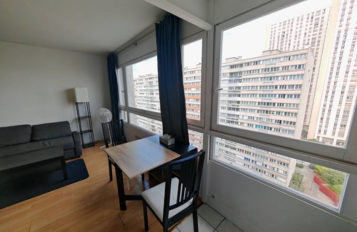 Asiatique Apartment | Appartement Lumineux Proche de la Ligne 14