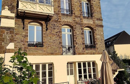 Granville Apartment | Appartement N°1 Maison Dior, Centre-ville, Plage à 500 m, Proche de la Gare