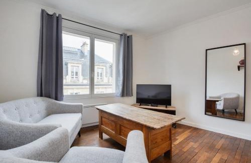 Saint Nicolas - Charles III - Ville vieille - Trois Maisons - Leopold Apartment | Appartement Place Stanislas 4eme