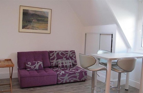 Perros-Guirec Apartment | Appartement rénovée SUPERBE VUE MER au 2ème étage du Château de Trestraou - Réf 864