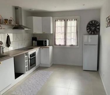 Pierrelaye Apartment | Appartement spacieux à Pierrelaye avec vue sur jardin, 83 m²