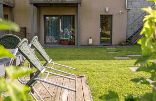 Bertrix Apartment | Appartement Sur Jardin Verdoyant