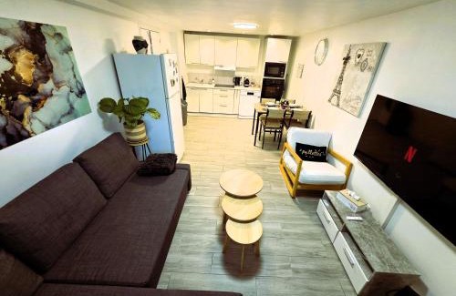 Pierrelaye House | Appartement T2 confortable - Piscine et Jacuzzi