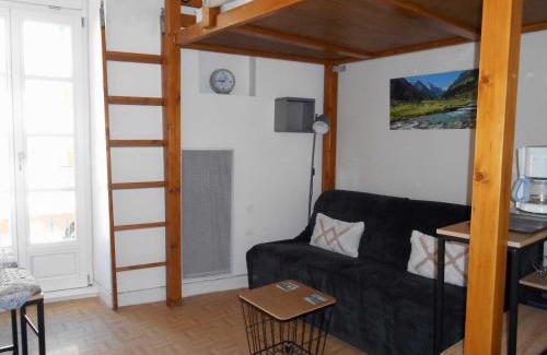 Cauterets Apartment | Appartement WIFI Monné centre Cauterets