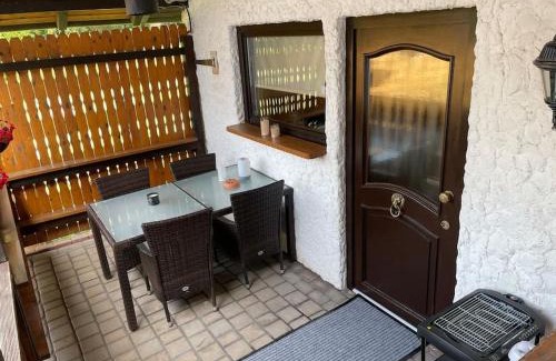 Oberlahr House | Appartement zur Wied