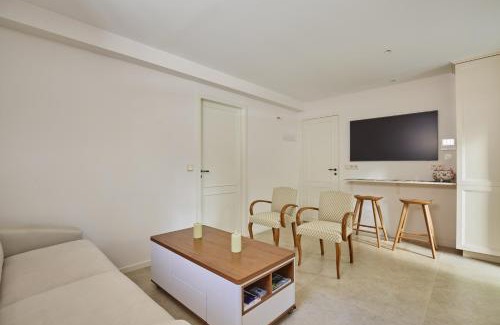 Couronne Urbaine Apartment | Appartment 5 min walking from city center