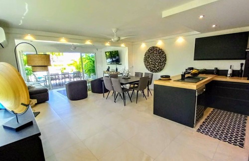 Nettle Bay Condo | Appartment on the beach, exceptional sea view, condo BORA BORA