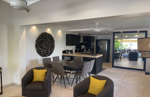 Nettle Bay Condo | Appartment on the beach, exceptional sea view, condo BORA BORA